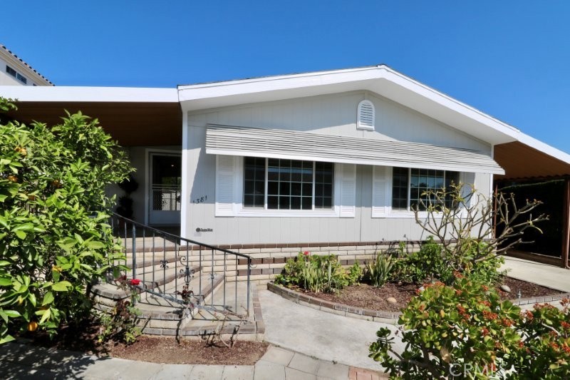 1381 Harbor Lake Avenue 32