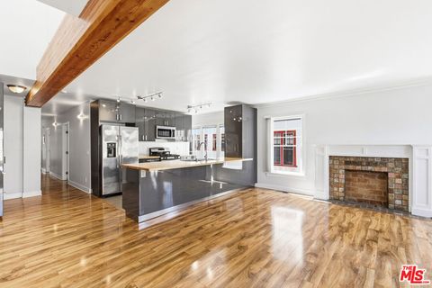 Photo of 222 N New Hampshire Avenue, Los Angeles, CA 90004 (MLS # 26831943)