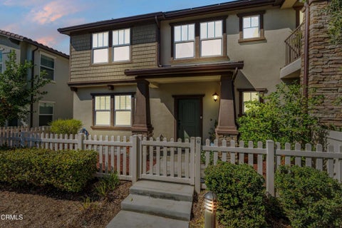 Photo of 525 Heritage Valley Parkway, Fillmore, CA 93015 (MLS # V1-38765)
