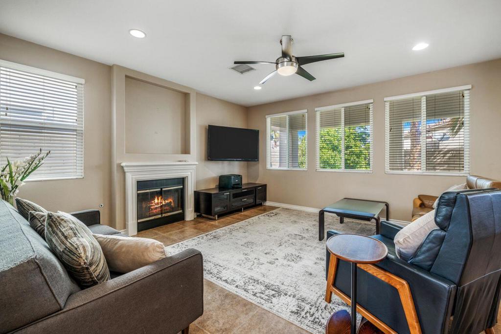 Paseo Vista - Residential