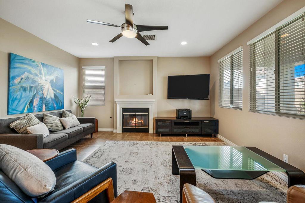 Paseo Vista - Residential