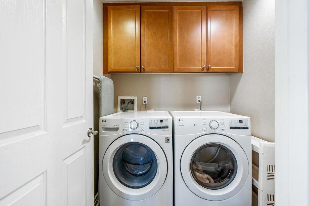 Paseo Vista - Residential