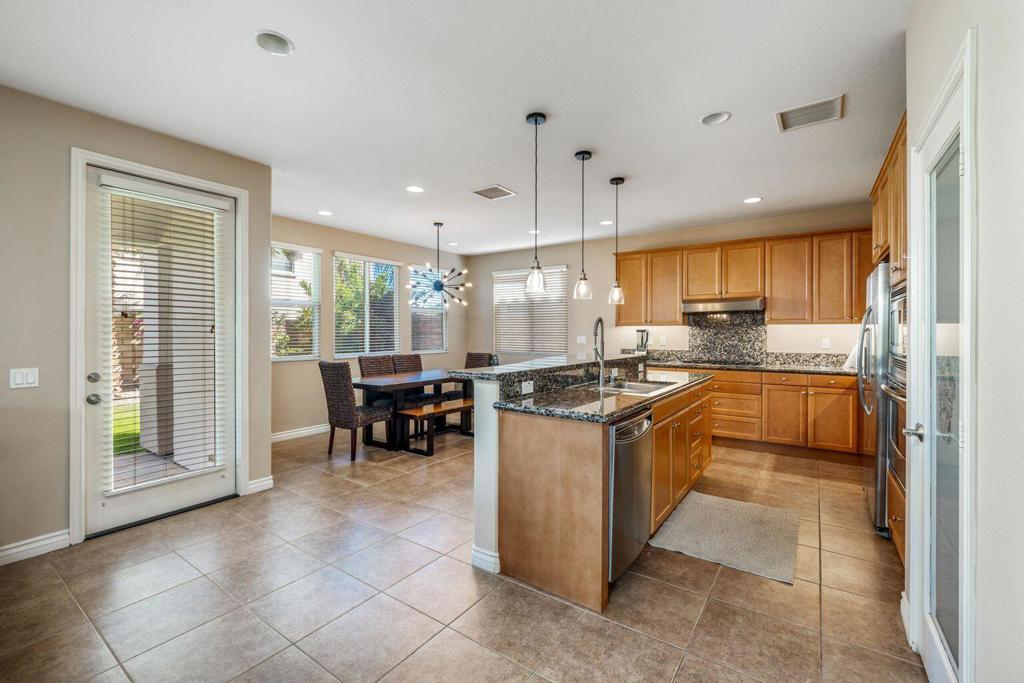 Paseo Vista - Residential