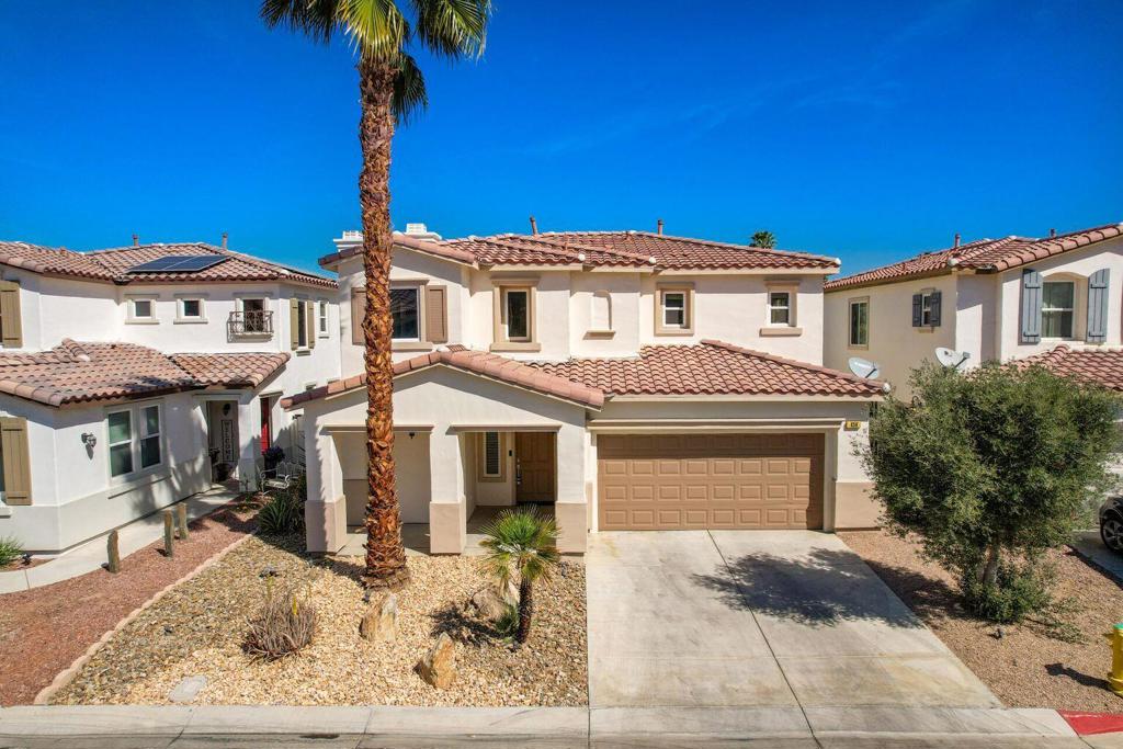 Paseo Vista - Residential