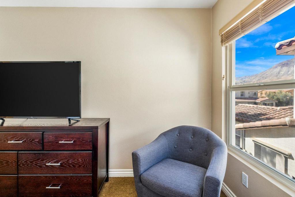 Paseo Vista - Residential