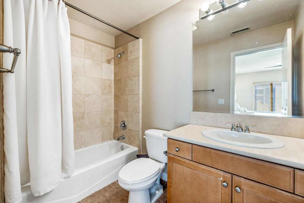 Paseo Vista - Residential