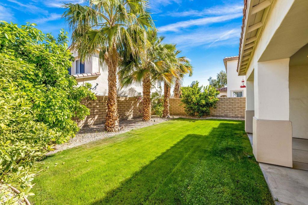 Paseo Vista - Residential