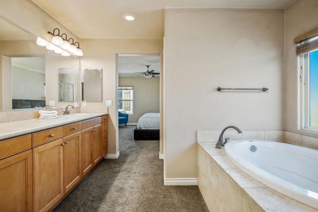 Paseo Vista - Residential