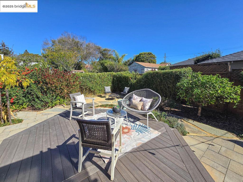 NE RICHMOND - Residential