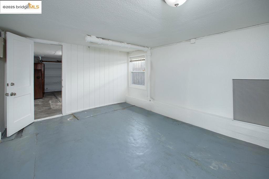 NE RICHMOND - Residential