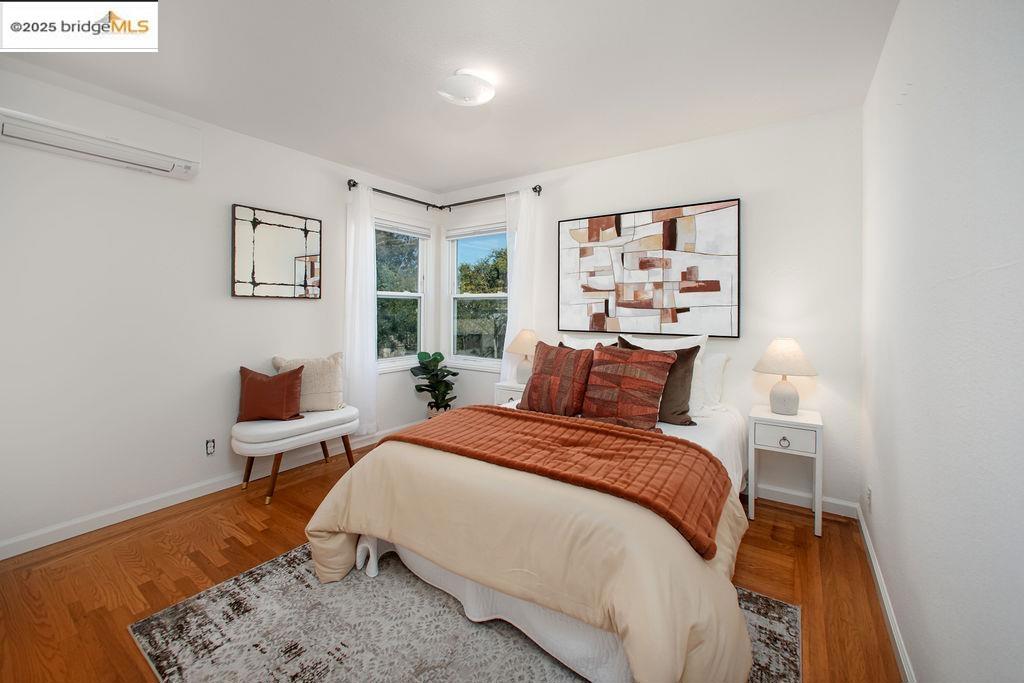 NE RICHMOND - Residential