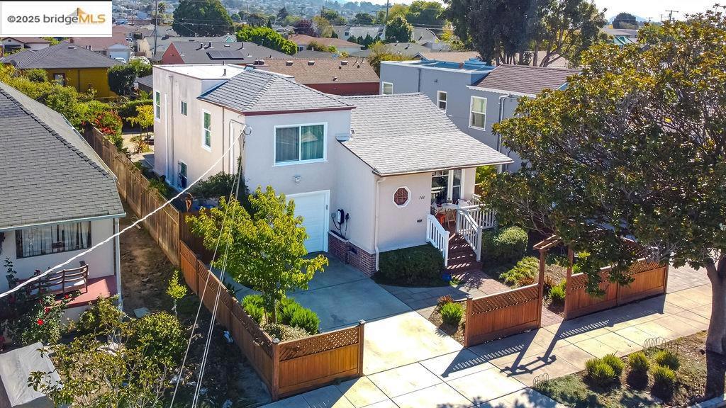 NE RICHMOND - Residential