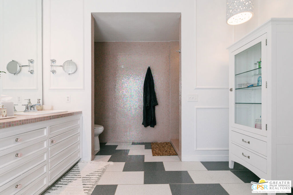 Marrakesh C.C. - Residential Lease
