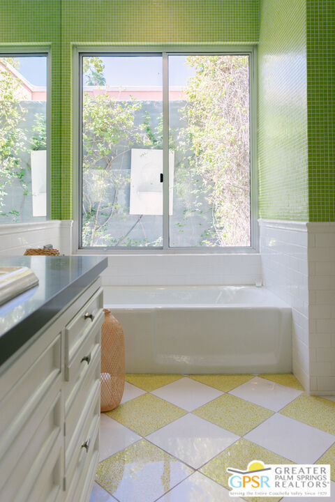 Marrakesh C.C. - Residential Lease