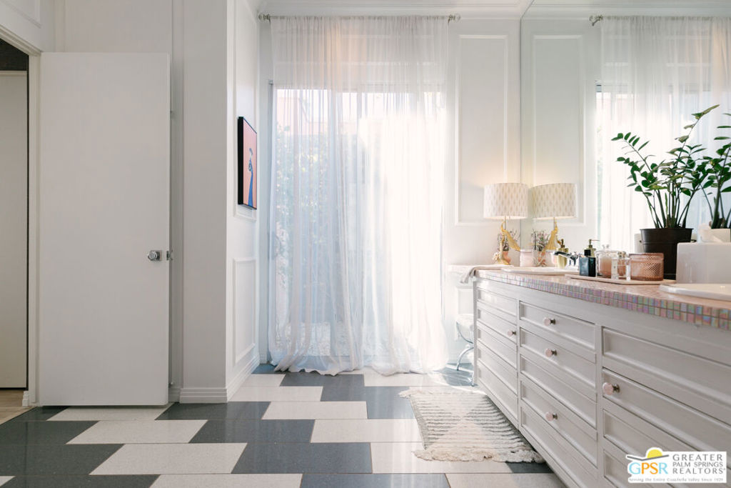 Marrakesh C.C. - Residential Lease