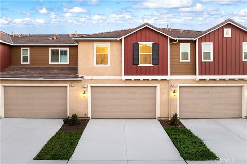 Photo of 3957 E Huntington St, Ontario, CA 91761 (MLS # AR25266580)