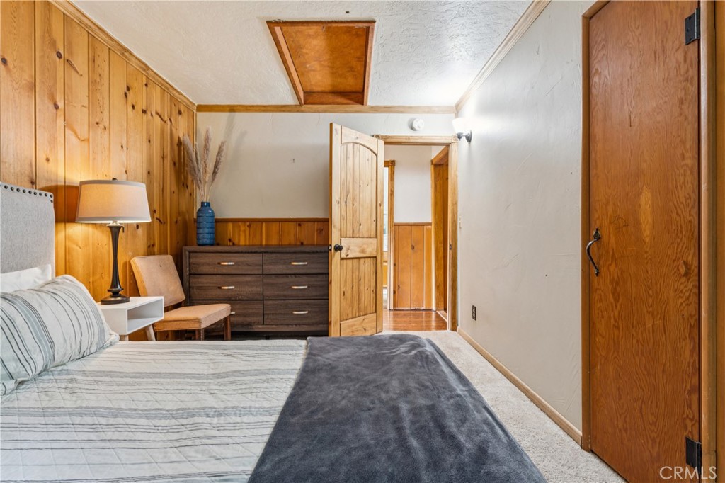 Lake Arrowhead, California, 92352, United States, 5 Bedrooms Bedrooms, ,2 BathroomsBathrooms,Residential,Active,2045400