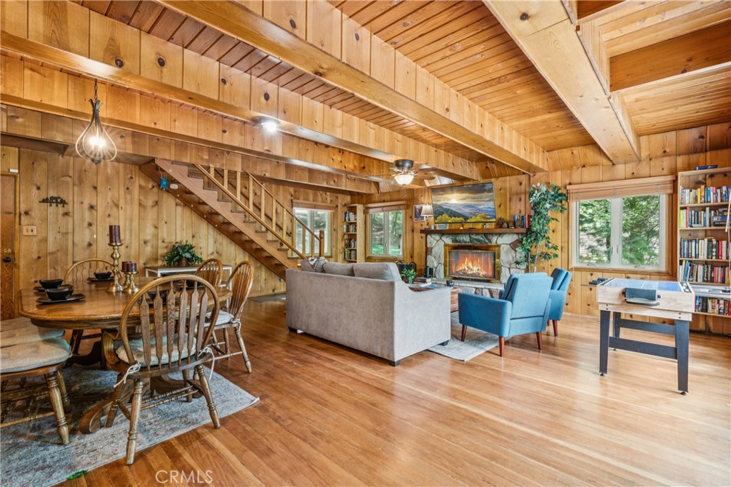 Lake Arrowhead, California, 92352, United States, 5 Bedrooms Bedrooms, ,2 BathroomsBathrooms,Residential,Active,2045400