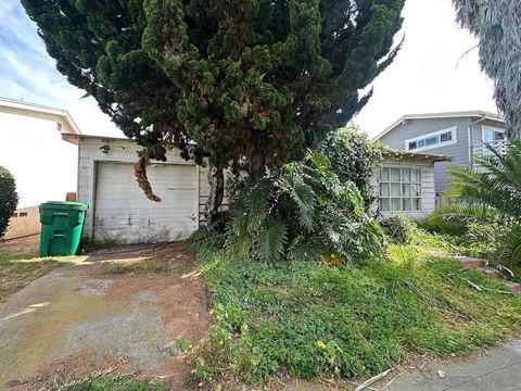 Photo of 526 Genter Street St, La Jolla, CA 92037 (MLS # 260007949SD)