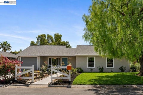 Photo of 2310 Belmont Rd Rd, Concord, CA 94520 (MLS # 41146334)