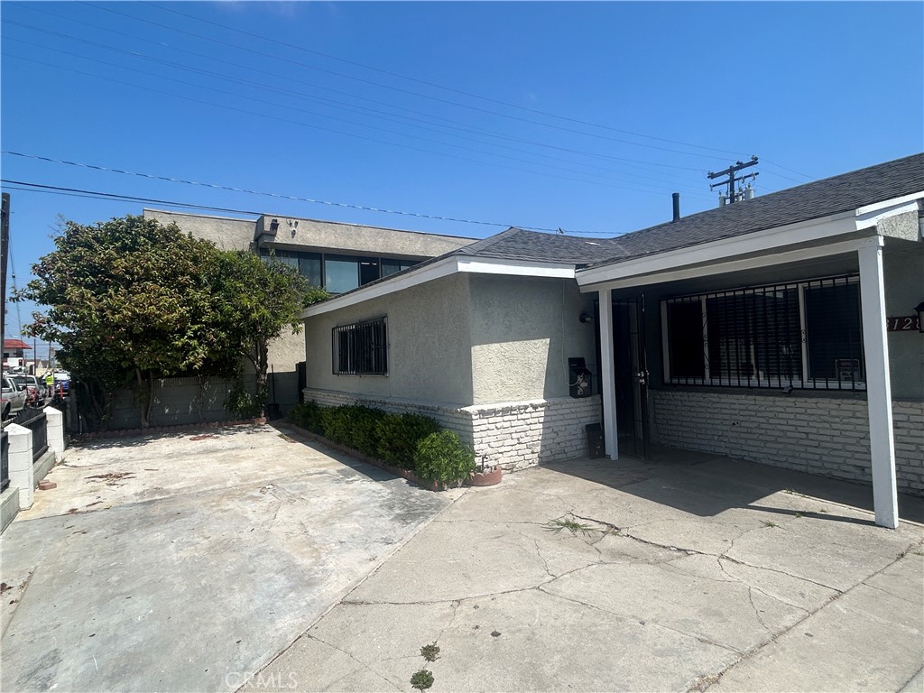 3128 W 147th