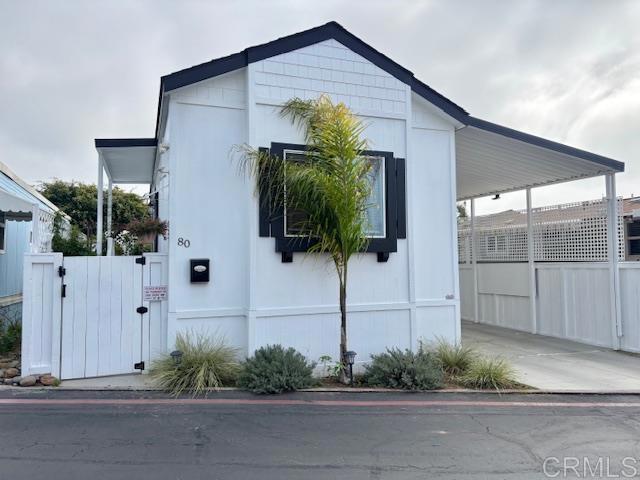 699 N Vulcan Avenue 80