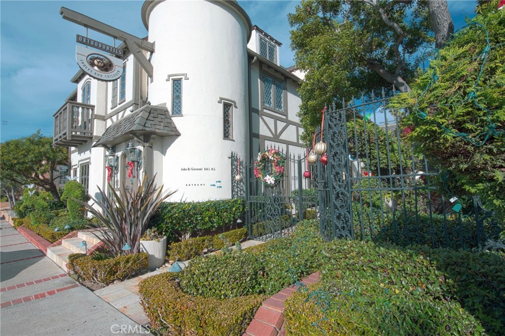 The Village (VIL) - Residential Lease