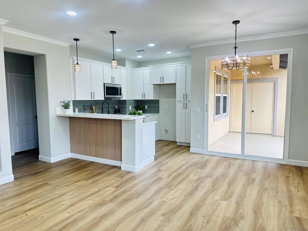 12665 Creekview Dr 140