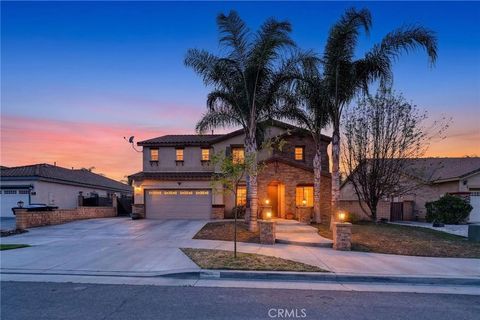 1043 Saltbush Hemet CA 92545
