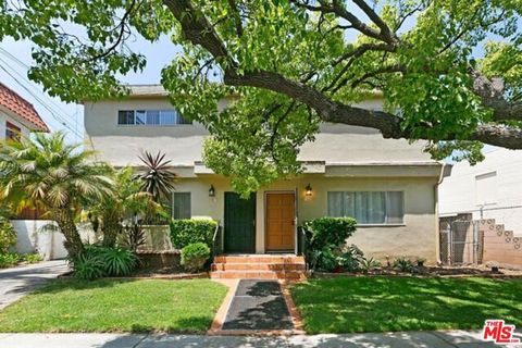 Photo of 711 Grant Street, Santa Monica, CA 90405 (MLS # 26686007)
