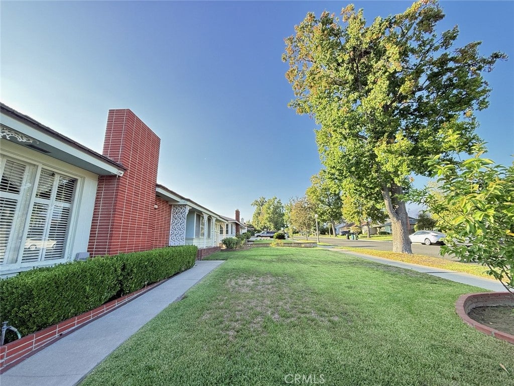 605 N Story
