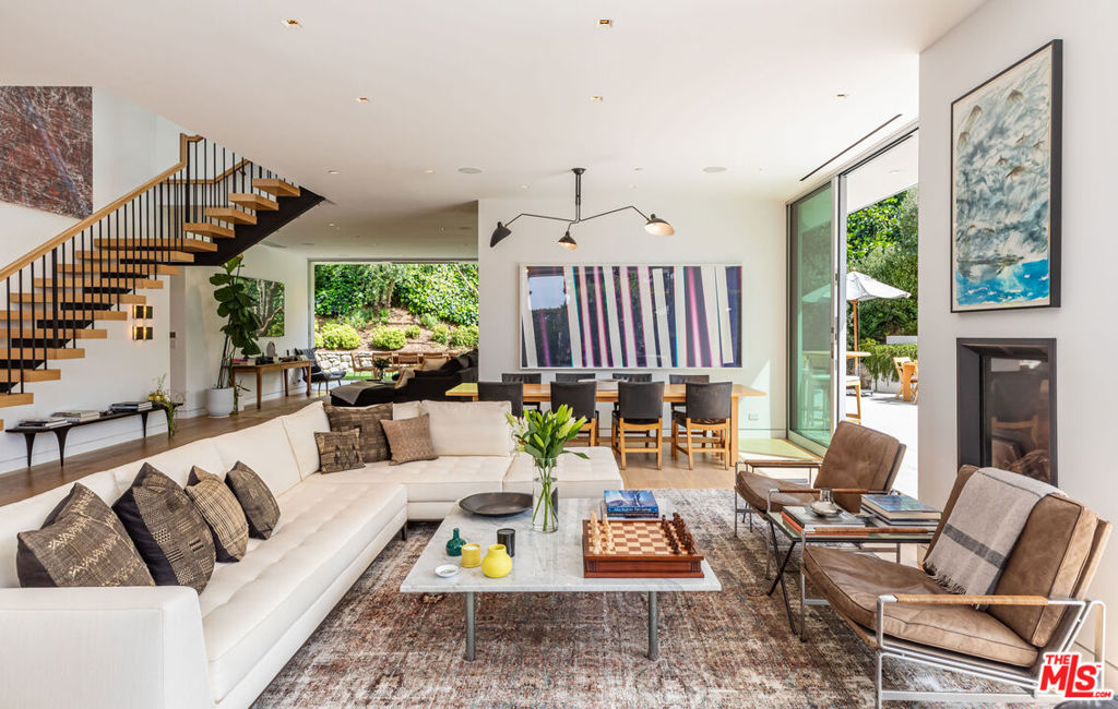 9011 Alto Cedro Drive
