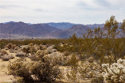 Photo of 0 Appian Way, Joshua Tree, CA 92252 (MLS # JT26076608)