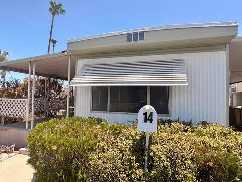 Photo of 14 Lazy B Drive, Palm Desert, CA 92260 (MLS # 219150709DA)