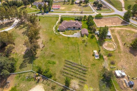 17370 Rodeo Road Lake Elsinore CA 92530