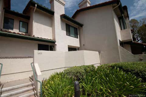 Photo of 1415 Summit Drive Dr, Chula Vista, CA 91910 (MLS # 260021047SD)