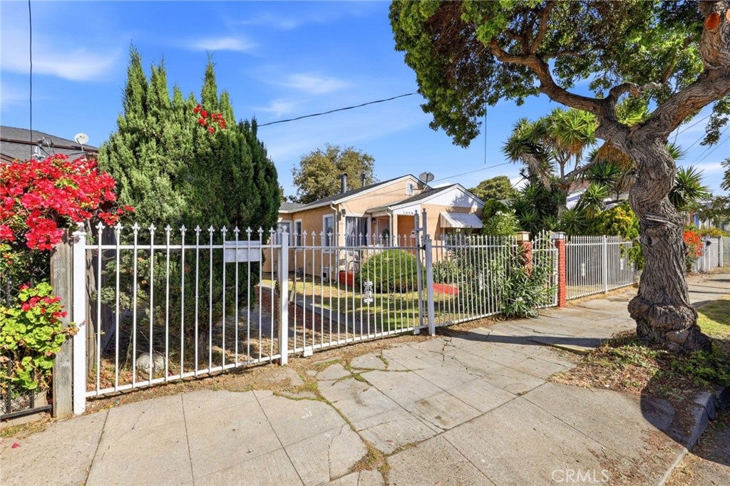 1029 73rd Ave AVE, Oakland CA 94621