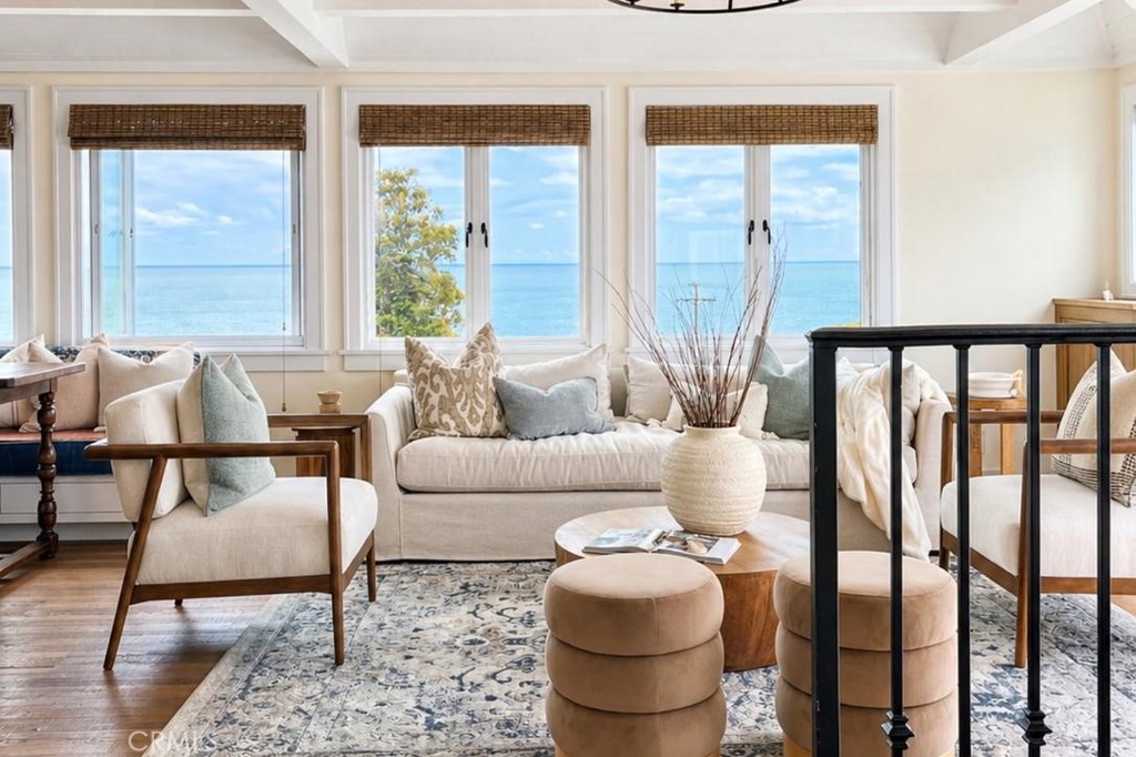2115 Catalina