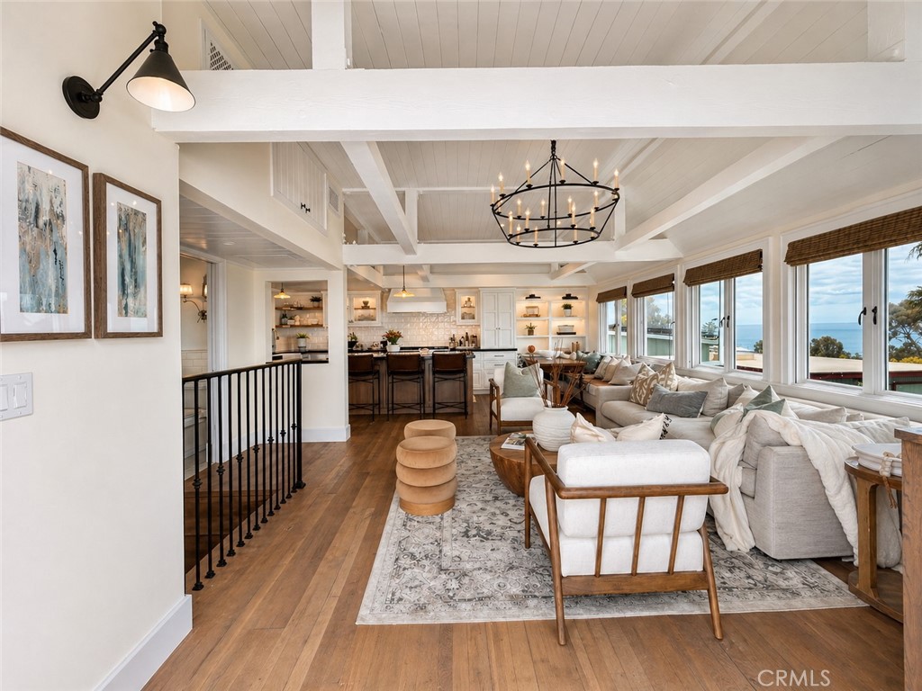 2115 Catalina