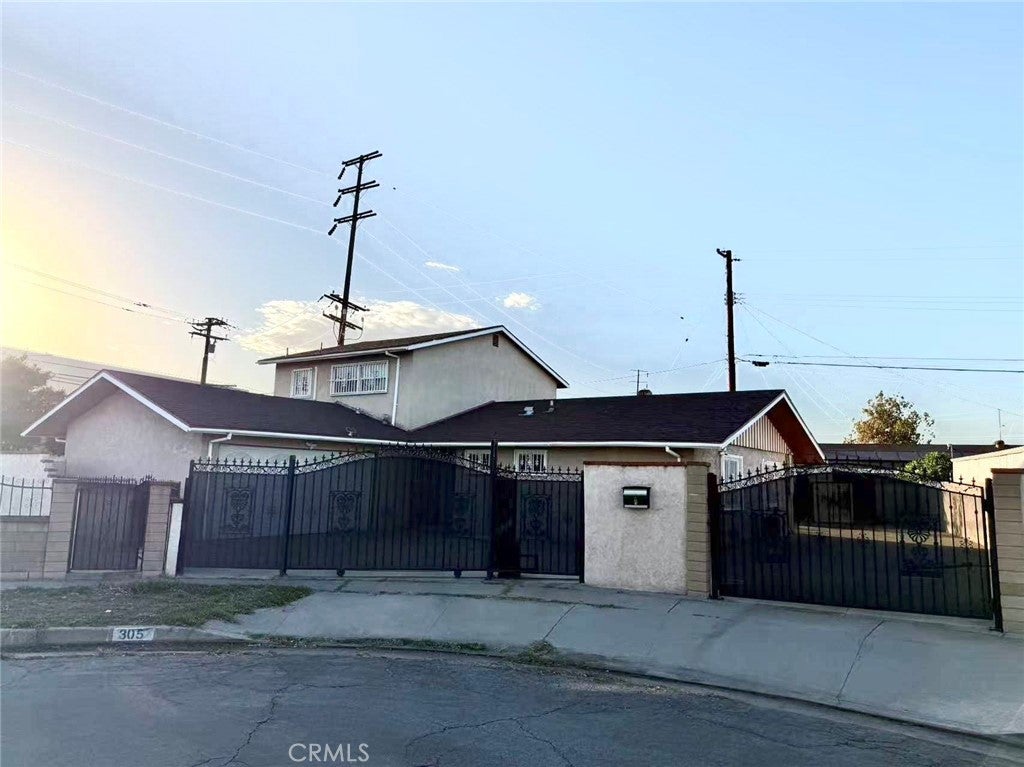 305 N Sunset Avenue