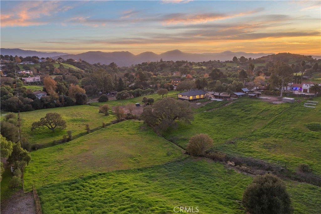 970 College Canyon