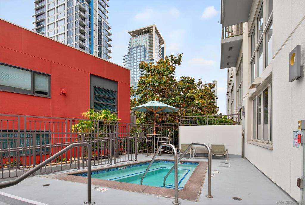 Downtown - Residential Lease