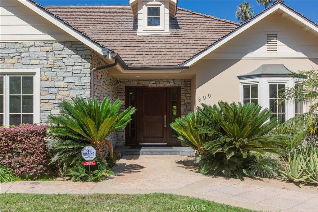 899 S Santa Anita