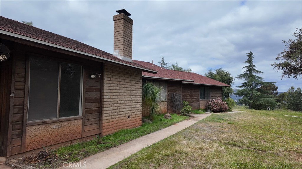 1239 Arnold Way