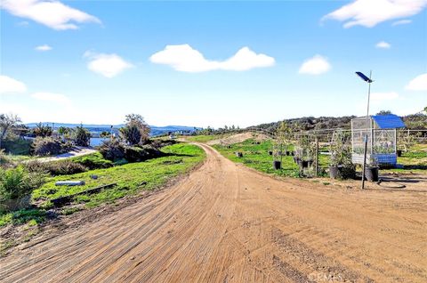 38950 Hoss Street Temecula CA 92592