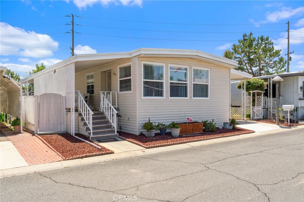 1001 W Lambert Rd #324