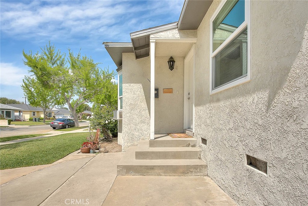 4608 Josie Avenue