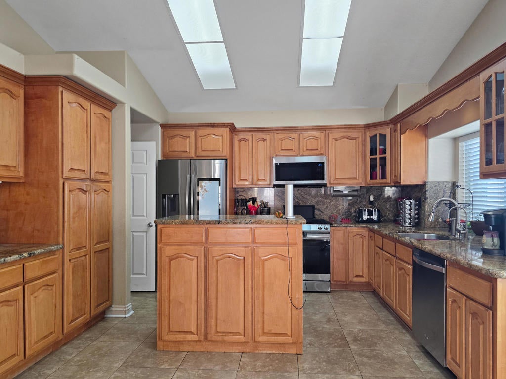 79320 Desert Stream Drive