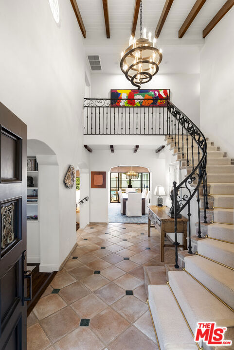 Properties 2 365 Comstock Avenue
