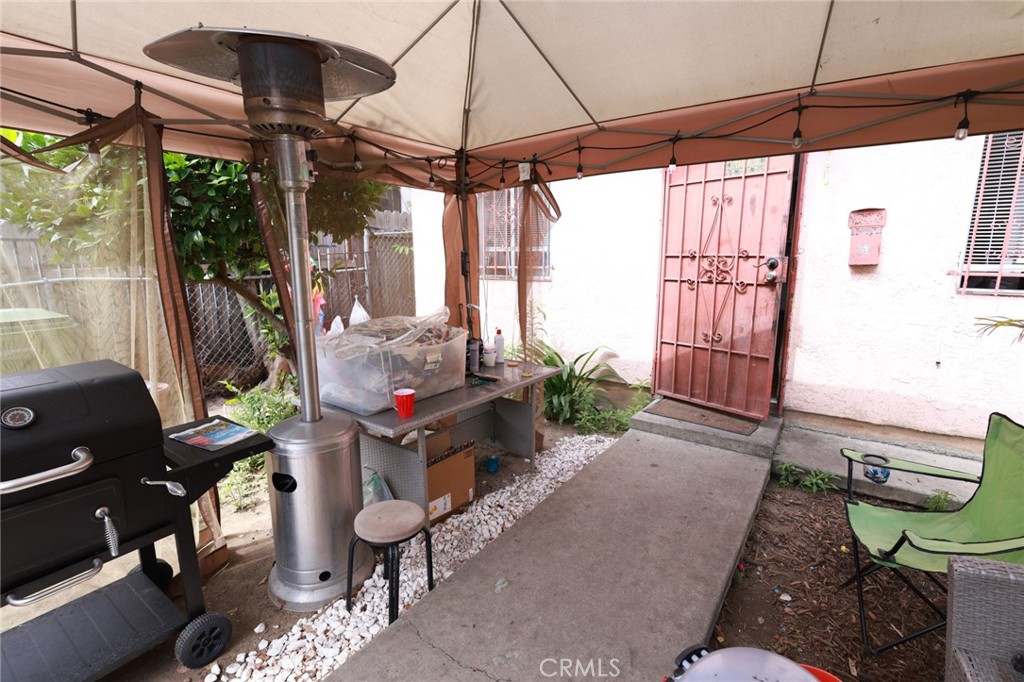 10323 Hickory
